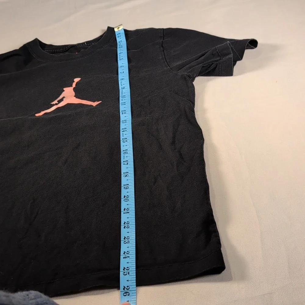 Jordan Sport DNA Black T-Shirt Logo Front #23 on Back Size Small